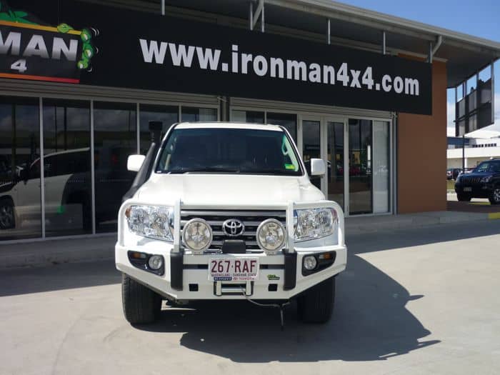 https://mnf4x4.com.au/media/Ironman-4x4-Deluxe-Commercial-Landcruiser-200-Series.jpg